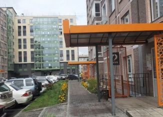 Продам 2-ком. квартиру, 70 м2, Абакан, Трудовая улица, 84к2