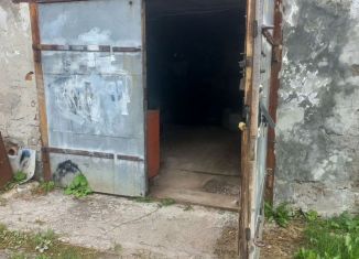 Продам гараж, 24 м2, Тобольск, улица Радищева, 22В