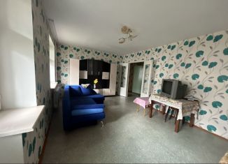 Продаю однокомнатную квартиру, 42 м2, Агрыз, улица Максима Горького, 6