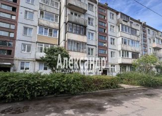 Продажа 2-ком. квартиры, 43.5 м2, Выборг, улица Гагарина, 10