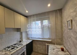 Продам 2-ком. квартиру, 43.7 м2, Рязань, улица Крупской, 14к2