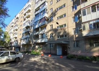 Аренда двухкомнатной квартиры, 50 м2, Саратов, улица имени А.И. Хользунова, 16/34