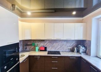 Продаю трехкомнатную квартиру, 65.3 м2, Тольятти, Юбилейная улица, 19