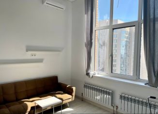 Продается 1-ком. квартира, 42 м2, Ростов-на-Дону, Кировский проспект, 46