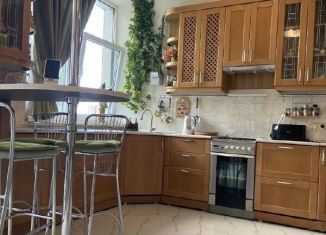 Сдаю в аренду двухкомнатную квартиру, 80 м2, Сочи, Курортный проспект, 108/6