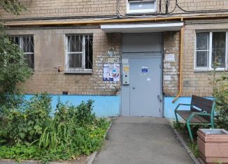 Продается 2-комнатная квартира, 36.3 м2, Челябинск, улица Дзержинского, 99