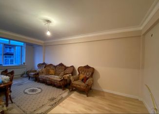 Двухкомнатная квартира в аренду, 60 м2, посёлок городского типа Семендер, улица Интернационалистов, 2