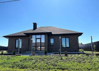 Продам дом, 130 м2, деревня Азьмушкино, улица Махмута Урматова