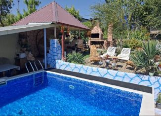 Сдаю дом, 70 м2, село Винсады, улица Романенко, 8