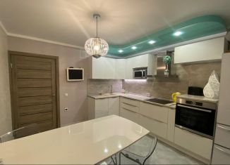 Трехкомнатная квартира на продажу, 77 м2, Ростов-на-Дону, улица Петренко, 4