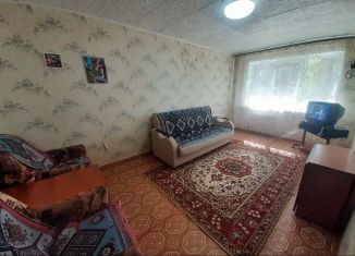 Сдается двухкомнатная квартира, 45 м2, Липецк, улица Космонавтов, 47/5