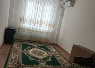 Сдаю в аренду 1-ком. квартиру, 40 м2, Махачкала, Газопроводная улица, 14Ак2