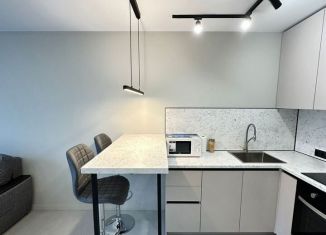 Сдам в аренду 1-ком. квартиру, 37 м2, Казань, улица Анаса Тазетдинова, 7к1