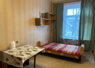 Сдам в аренду комнату, 17 м2, Санкт-Петербург, Большой проспект Васильевского острова, 53/10, метро Горный институт