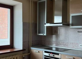 Сдаю в аренду четырехкомнатную квартиру, 139 м2, Республика Башкортостан, улица Рабкоров, 2/1