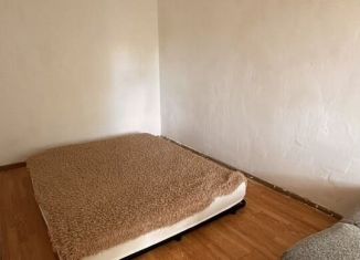 Сдам в аренду 2-ком. квартиру, 45 м2, Республика Башкортостан, улица Братьев Кадомцевых, 11