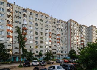 Продам двухкомнатную квартиру, 50 м2, Киров, Комсомольская улица, 113