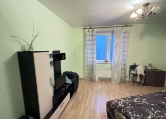 Сдаю в аренду двухкомнатную квартиру, 65 м2, Подольск, Советская улица, 11