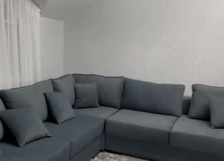 Сдается 3-комнатная квартира, 85 м2, посёлок городского типа Семендер, проспект Казбекова, 218