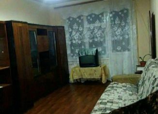 Сдам в аренду 1-ком. квартиру, 34 м2, Армавир, улица Герцена, 7