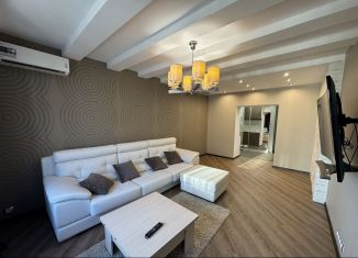 Сдам в аренду двухкомнатную квартиру, 78 м2, Республика Башкортостан, улица Строителей, 26