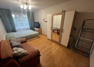 Сдача в аренду 1-комнатной квартиры, 32 м2, Калуга, Тракторная улица, 52