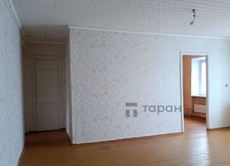 Продам трехкомнатную квартиру, 57.2 м2, Челябинск, улица Первого Спутника, 1