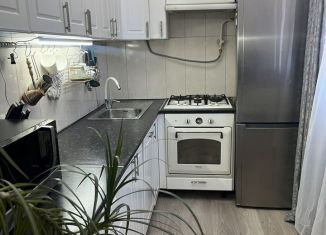 Продам 2-комнатную квартиру, 62 м2, Владимир, улица Строителей, 2