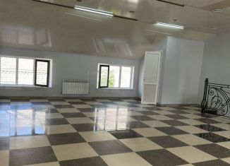 Сдам в аренду офис, 100 м2, Махачкала, улица Хизроева, 146