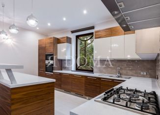 Продается дом, 607 м2, деревня Бородки