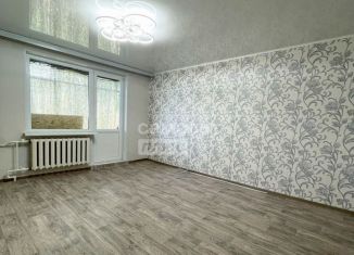 Продается 4-ком. квартира, 74.2 м2, Набережные Челны, улица Татарстан, 25/117