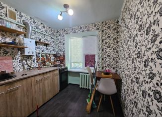 Сдам в аренду 1-комнатную квартиру, 30 м2, Новочеркасск, улица Дубовского, 44