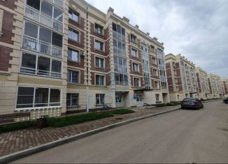 3-ком. квартира на продажу, 82.8 м2, Абакан, Серебристая улица, 30