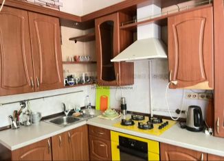 Сдаю двухкомнатную квартиру, 60 м2, Уфа, Кольцевая улица, 27