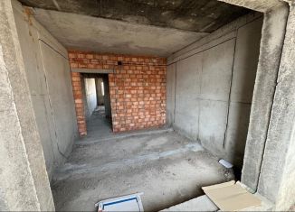 Продам 2-ком. квартиру, 67 м2, Махачкала, Техническая улица