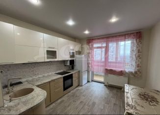 Продаю 2-комнатную квартиру, 63.2 м2, Тюмень, Таврическая улица, 9к2, ЖК Акварель