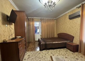 1-комнатная квартира в аренду, 40 м2, Грозный, проспект Мохаммеда Али, 19, 1-й микрорайон