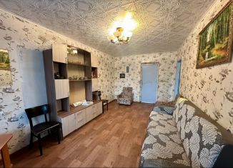 Продажа 2-ком. квартиры, 44.2 м2, Ачинск, Садовая улица, 3