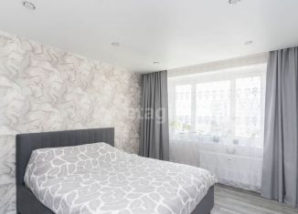 Продается 2-комнатная квартира, 67.7 м2, Тюмень, улица Валентины Трофимовой, 4