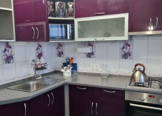 Сдача в аренду 2-ком. квартиры, 56 м2, Кингисепп, Большой бульвар, 17