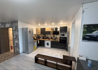 Сдам в аренду квартиру студию, 37 м2, Ревда, улица Интернационалистов, 36