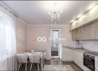 Продам 2-комнатную квартиру, 63.9 м2, Брянск, улица Горбатова, 45