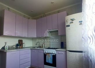 Продам 2-ком. квартиру, 53.5 м2, Брянск, улица Медведева, 13