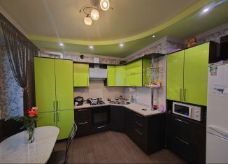 Продам 3-ком. квартиру, 75 м2, Бузулук, Иркутская улица, 85А