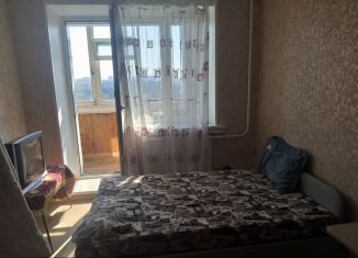 Сдаю комнату, 12 м2, Колпино, Заводской проспект, 36