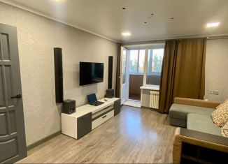 Продам однокомнатную квартиру, 36 м2, Елец, Клубная улица, 1