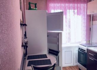 Сдаю в аренду однокомнатную квартиру, 32 м2, Саратов, улица имени М.Ю. Лермонтова, 20