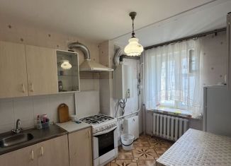 Сдача в аренду 2-ком. квартиры, 70 м2, Калуга, улица Маяковского, 43