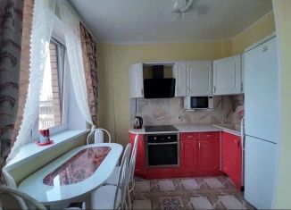 Двухкомнатная квартира в аренду, 56 м2, Пермь, улица Решетникова, 18