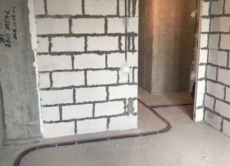 Продажа 2-ком. квартиры, 57 м2, Махачкала, проспект Али-Гаджи Акушинского, 242